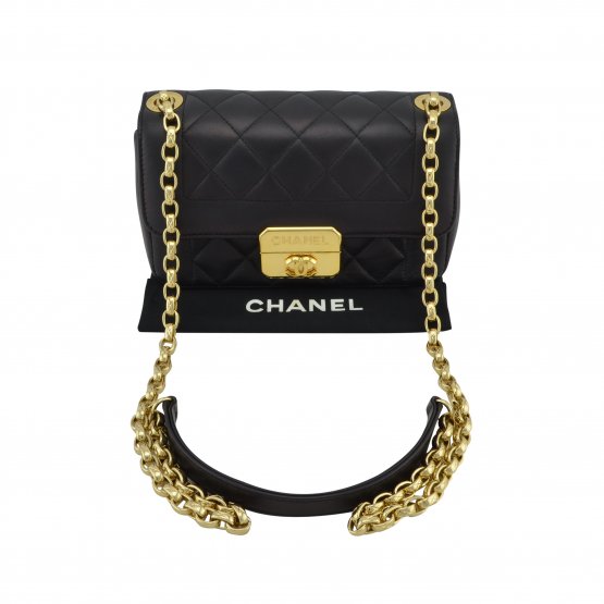 Handtasche CHANEL Chic With Me Small Flap Bag Schwarz gebraucht 1