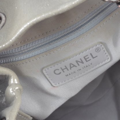 CHANEL Urban Spirit Large Drawstring Bag Leder Handtasche Silber Second Hand 9