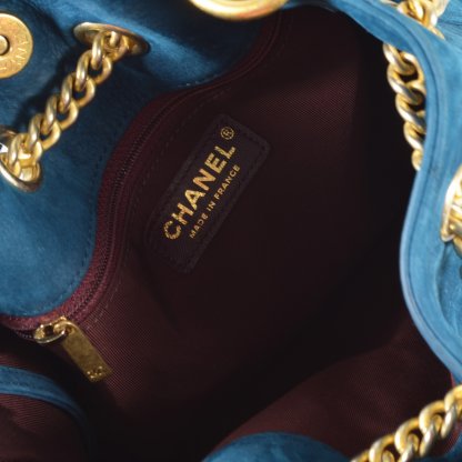 CHANEL On My Shoulder Small Drawstring Bag Leder Handtasche Blau Türkis Second Hand 8