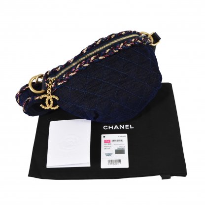 CHANEL Gürteltasche Bumbag Denim Samt Handtasche Dunkelblau Second Hand 1