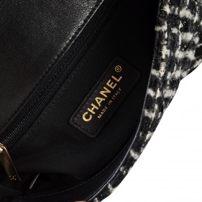 CHANEL Timeless Tweed Chain Flap Bag Schwarz Weiß Second Hand 14588 8