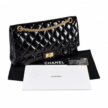 CHANEL 2.55 Reissue Double Flap Bag Lackleder Handtasche Schwarz Second Hand 15535 1