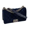 CHANEL Boy Bag Medium Samt Handtasche Dunkelblau Second Hand 16176 1