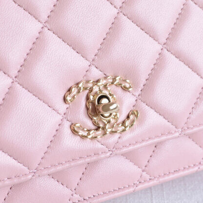 CHANEL Trendy WOC Wallet On Chain Rosa Leder Handtasche Second Hand 1 18128 8