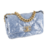 CHANEL 19 Sequin Flap Bag Handtasche Hellblau Second Hand 19542 2