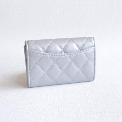 CHANEL Klassisches Kartenetui Leder Cardholder Metallic Silber Grau Second Hand 20772 12