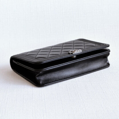 CHANEL Boy Wallet On Chain WOC Lammleder Schwarz Second Hand 21736 3