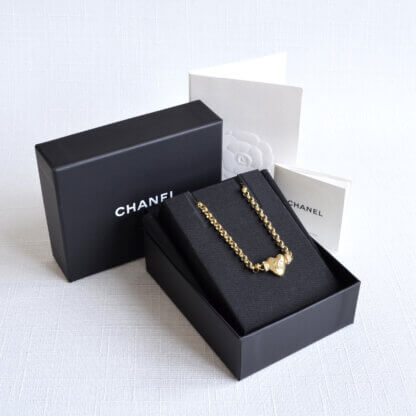 CHANEL 24P Choker Heart Necklace Halskette Hellgold Second Hand 22461 1