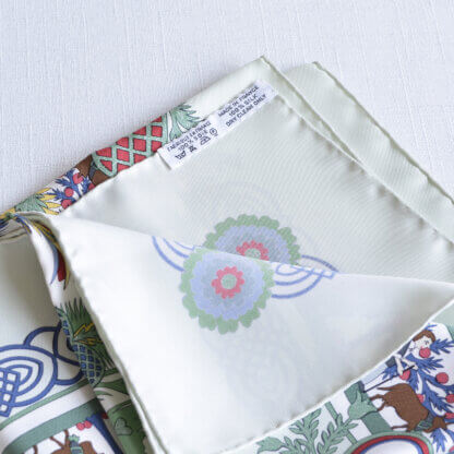 Hermès Decoupages Seidentuch Grün Multicolor Second Hand 1024322 2