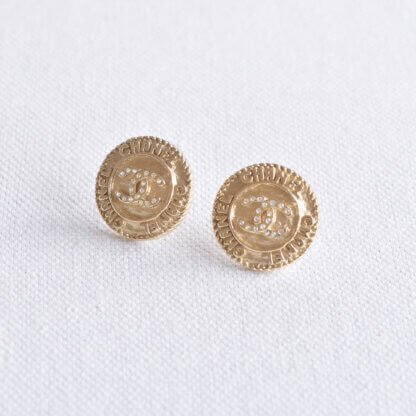 CHANEL 21A CC Button Earrings Knopf Ohrringe Gold Strass Second Hand 22977 3