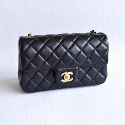 CHANEL Pearl Crush Rectangular Mini Flap Bag Lambskin Leather Black Schwarz Pre-Loved 125111 1