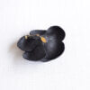 CHANEL Vintage Camellia Wool Brooch Brosche Schwarz Pre-Loved 325122 2