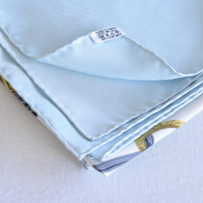 Hermès Carré Brides de Gala Seidentuch Hellblau Weiß Second Hand 525317 2