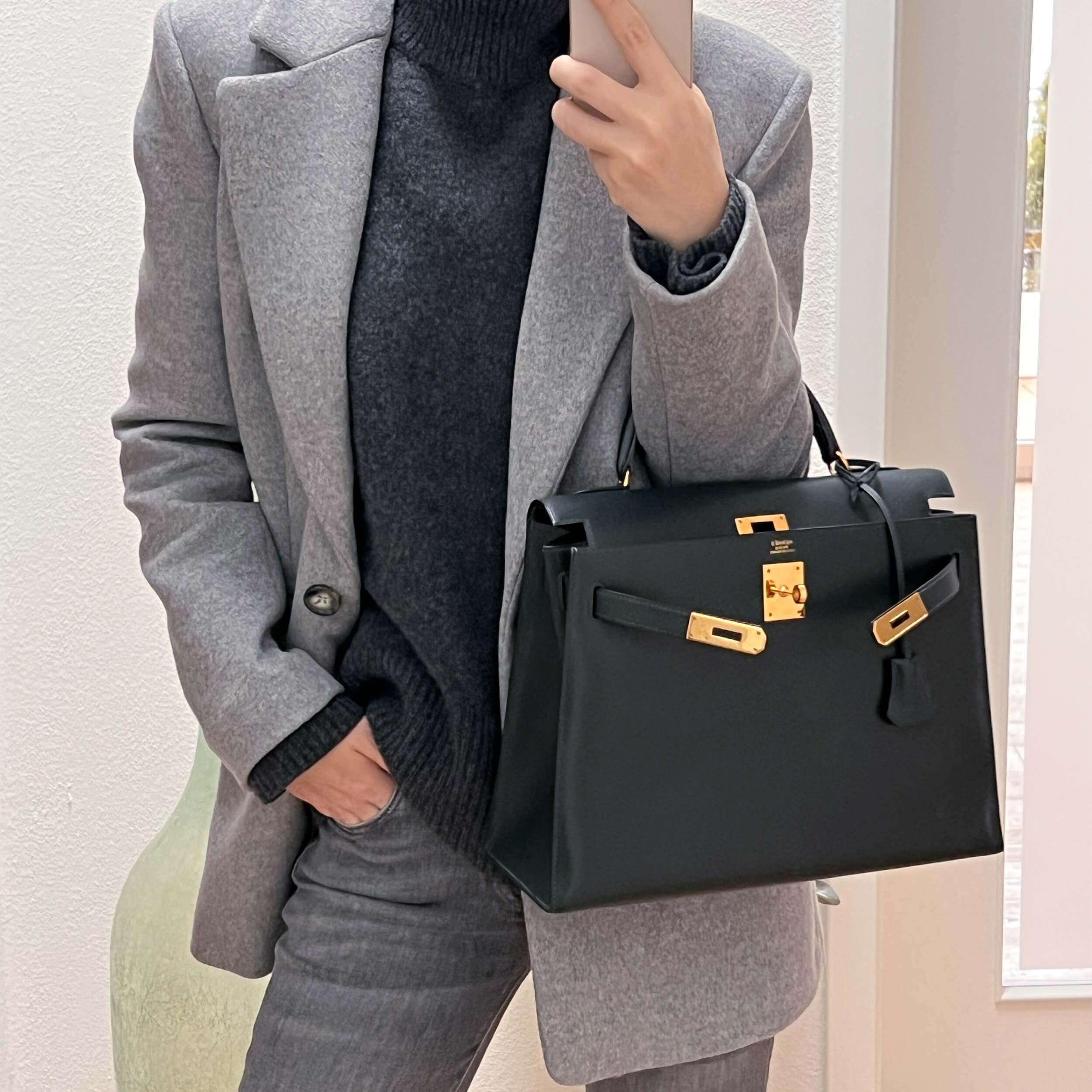 Hermès Vintage Kelly Box Leather Dunkelgrün Dark Green Pre-Loved 12633 Modshot