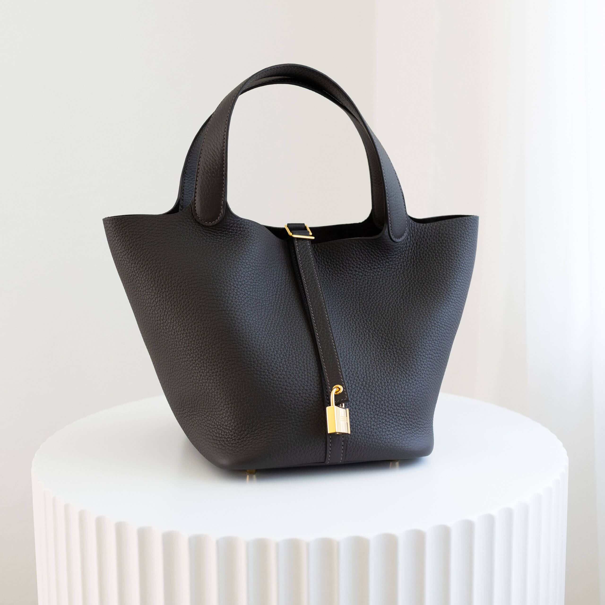Hermès Picotin 22 Taurillon Clemence Leder Handtasche Ebene 52639 1