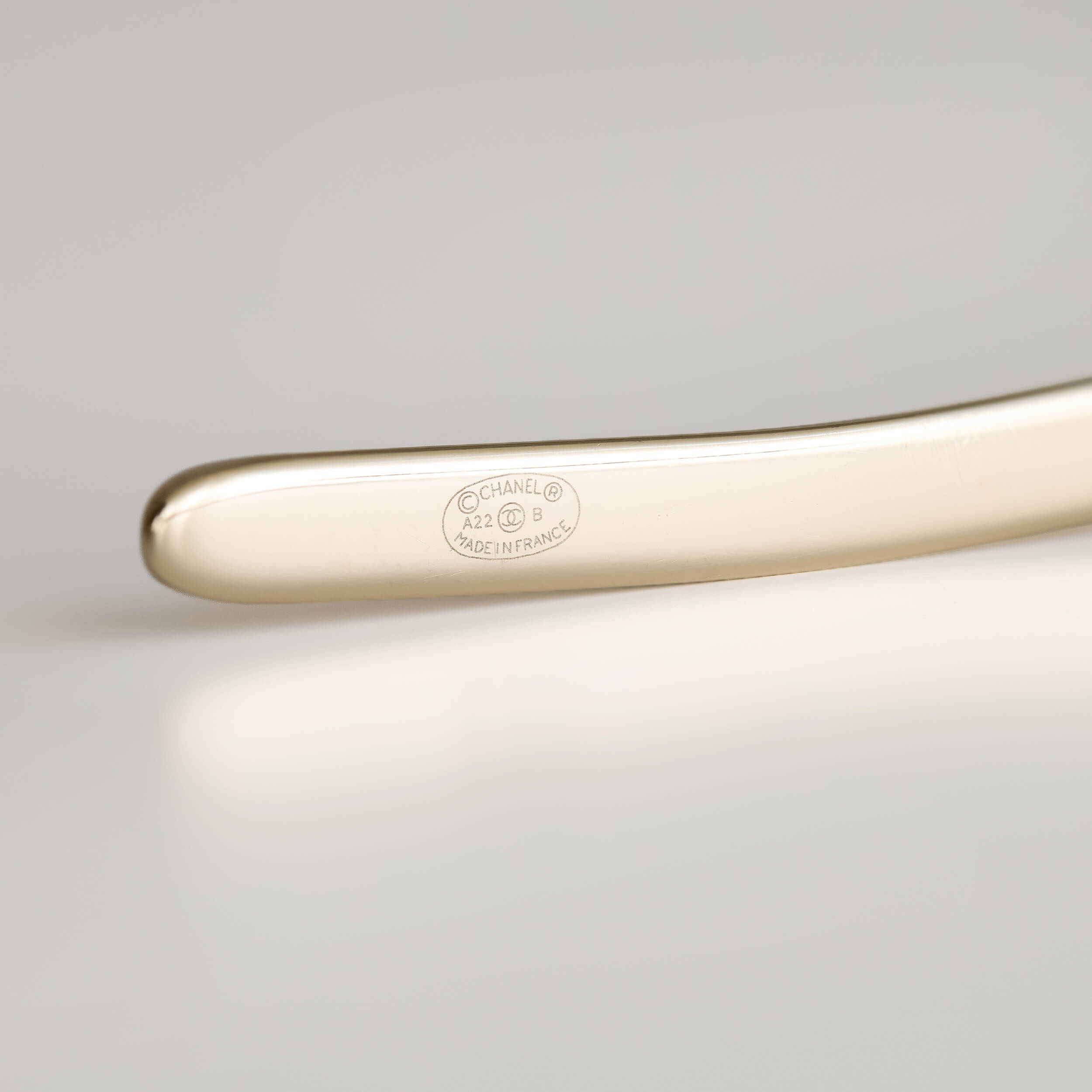 CHANEL 22B CC Haarreif Crystal Gold Headband Pre-Loved 726121 4
